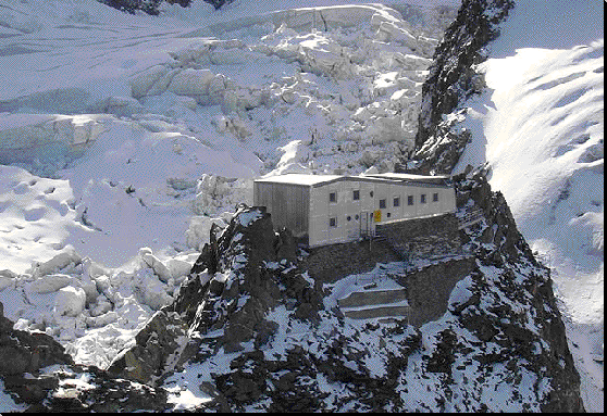 Ref. des Grands Mulets (3051 m) 